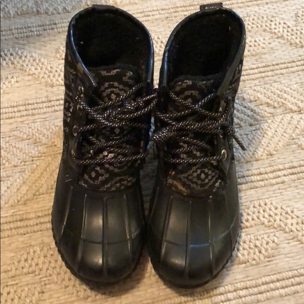 Black Show Boots for Girls, Size 2